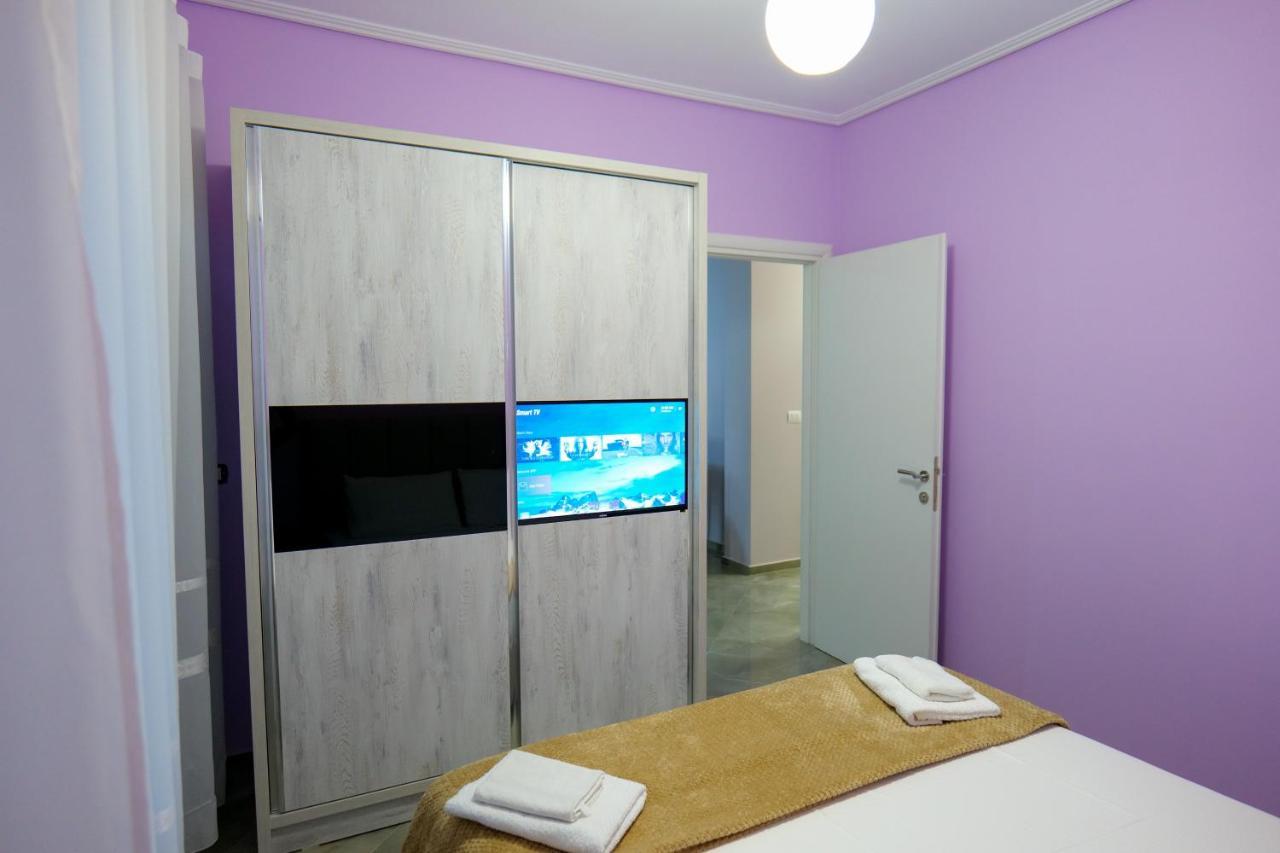 Brothers Lr Sarande Exterior photo